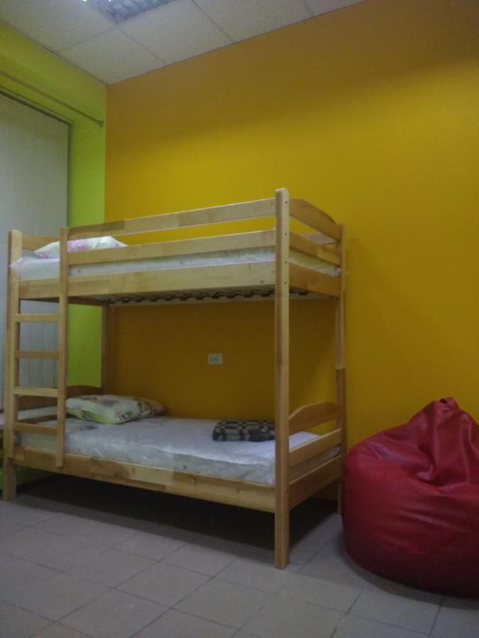 Yourhostel Дорогожичи Kiev Ngoại thất bức ảnh