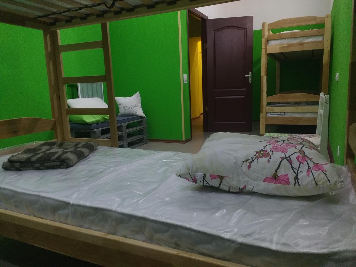 Yourhostel Дорогожичи Kiev Ngoại thất bức ảnh