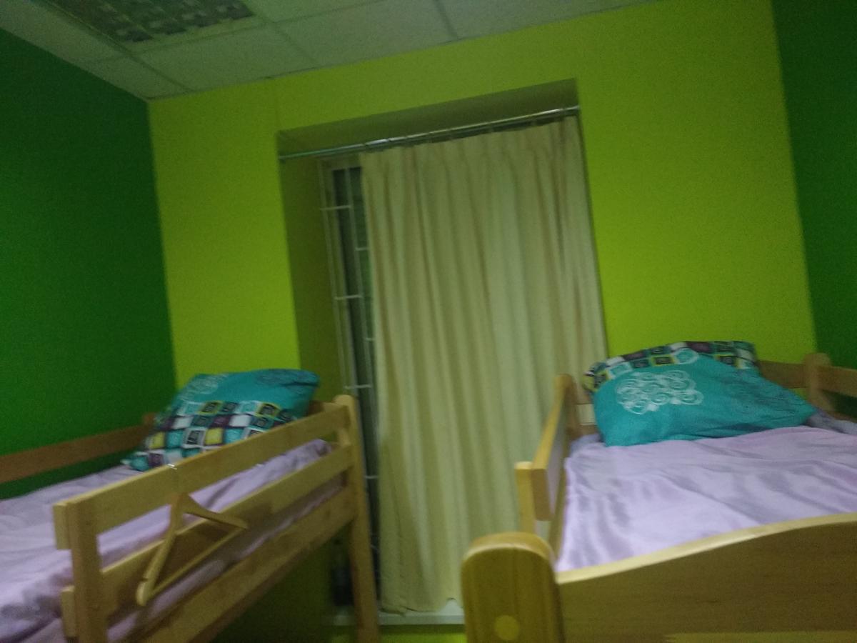 Yourhostel Дорогожичи Kiev Ngoại thất bức ảnh