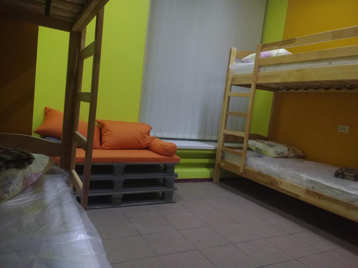 Yourhostel Дорогожичи Kiev Ngoại thất bức ảnh