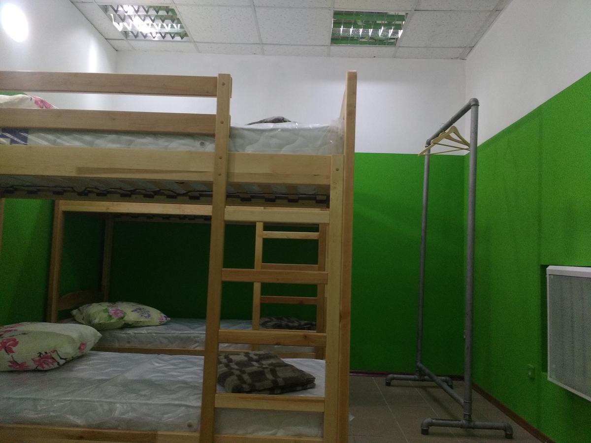 Yourhostel Дорогожичи Kiev Ngoại thất bức ảnh
